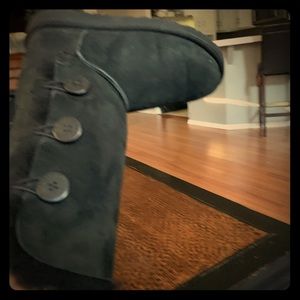UGG girl boots  size 2